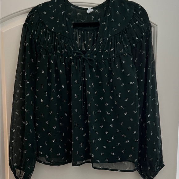 Old Navy Tops - Old Navy Dark Green Floral Blouse